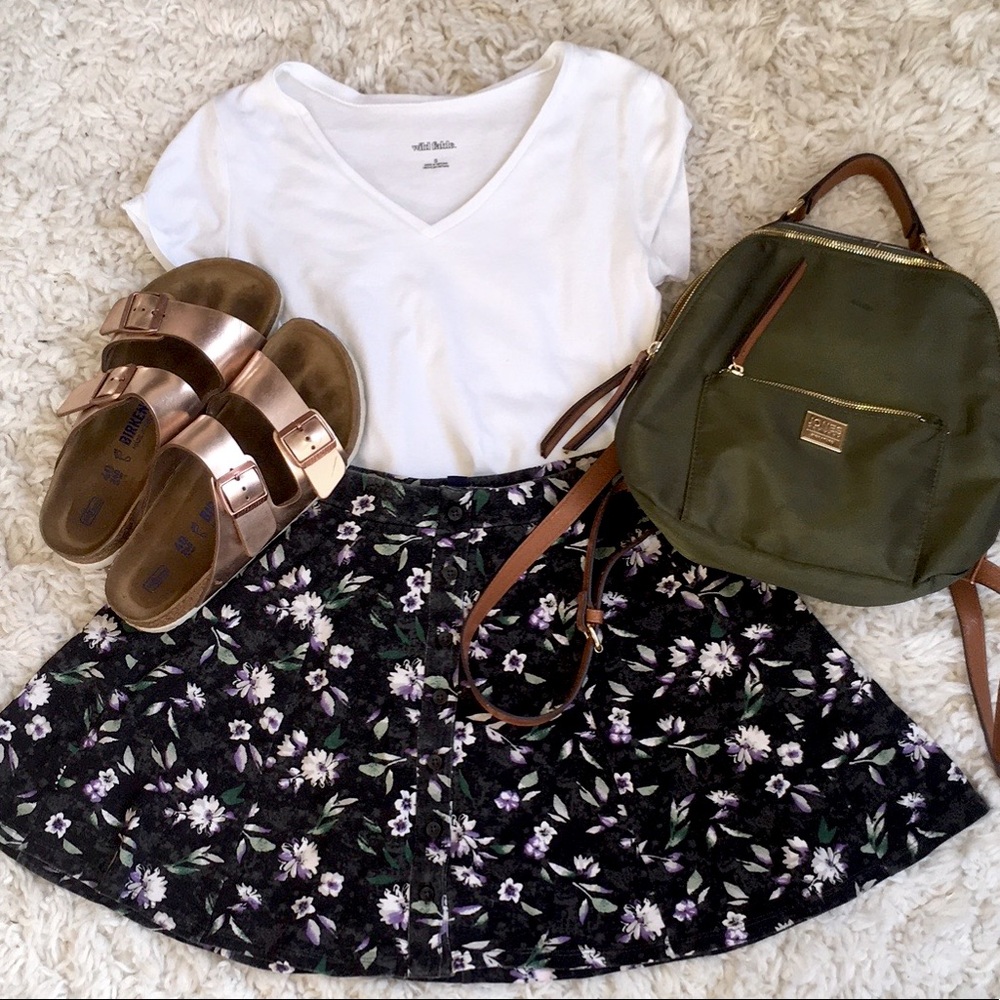 American Eagle Floral Skirt